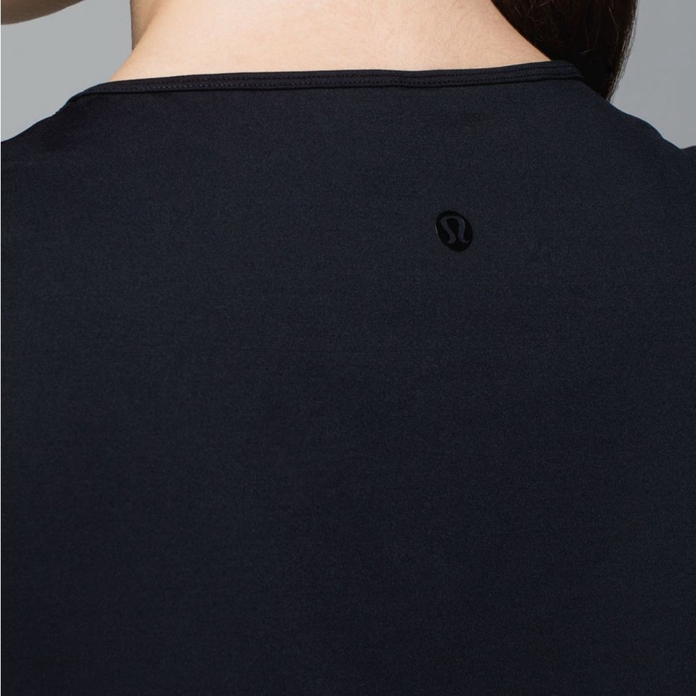 Lululemon Plank Tank - Picture 3 of 8